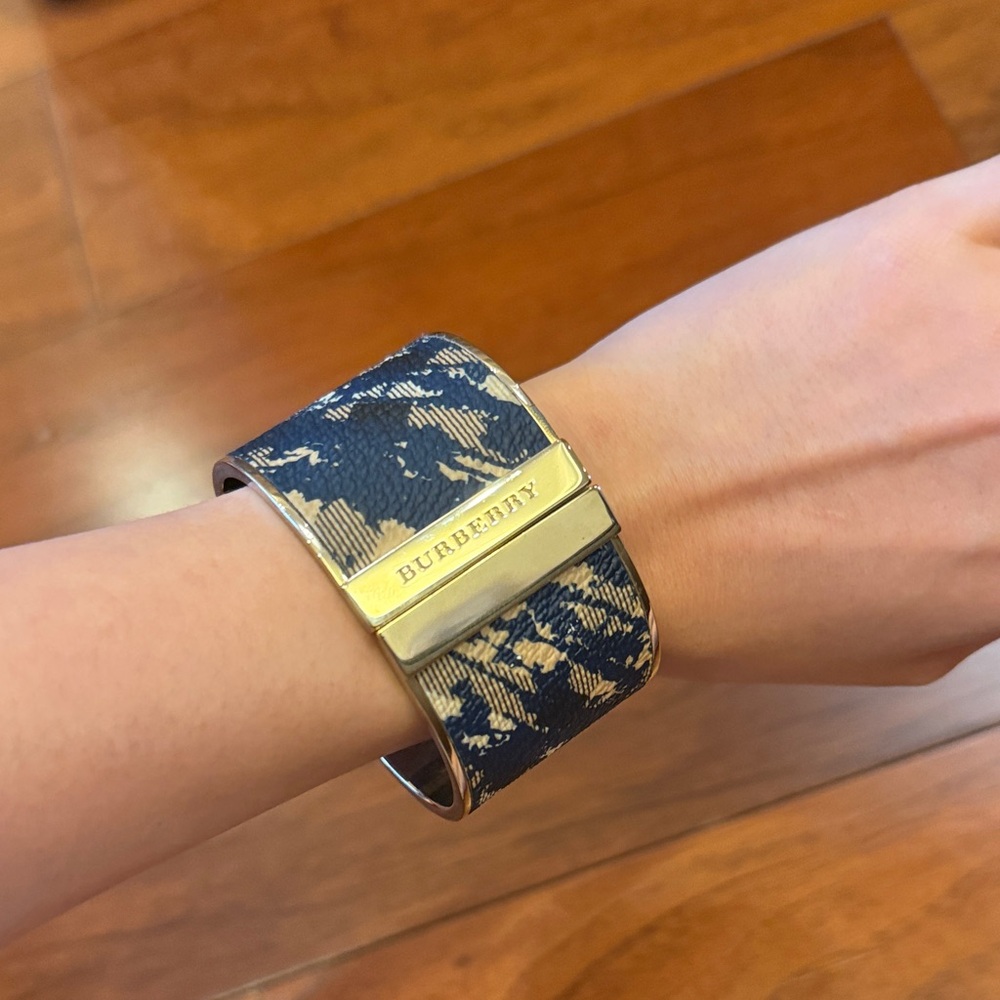 Burberry gold plated brass plaid patterned cuff